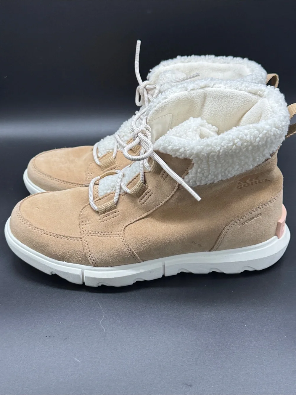 Sorel Women's Light Tan Suede Shearling-Lined Winter Boots Sz 9.5